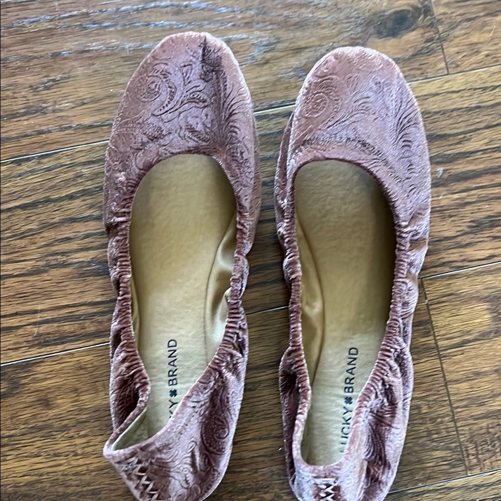 Lucky Brand Pink Velvet Ballet Flats